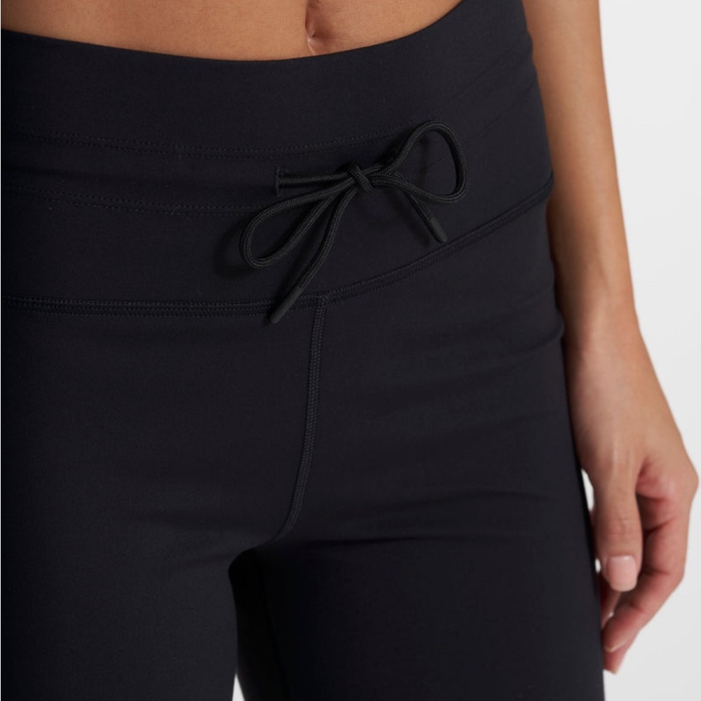 Vuori Daily Wideleg Pants NWT - Picture 3 of 6